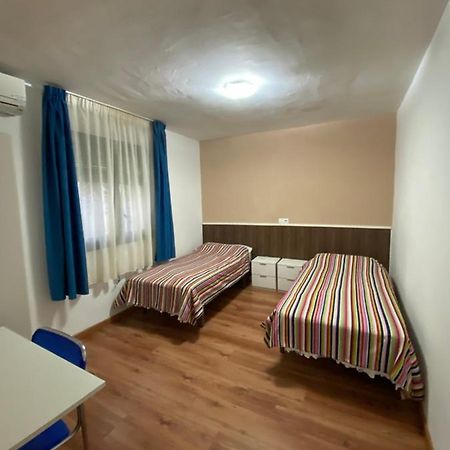 ריאוס Hostal Urpi-Oklahoma מראה חיצוני תמונה